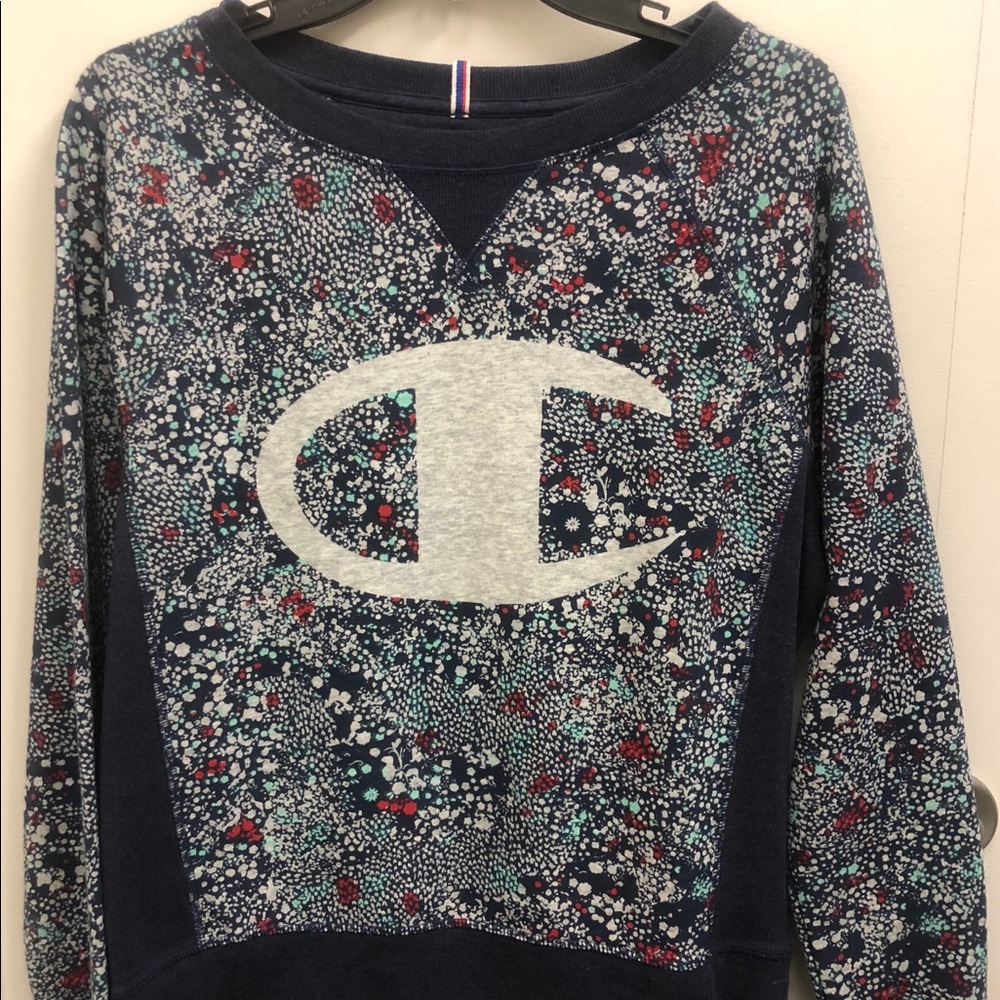 🎉Authentic Champion Sweatshirt🎉 - Picture 3 of 6